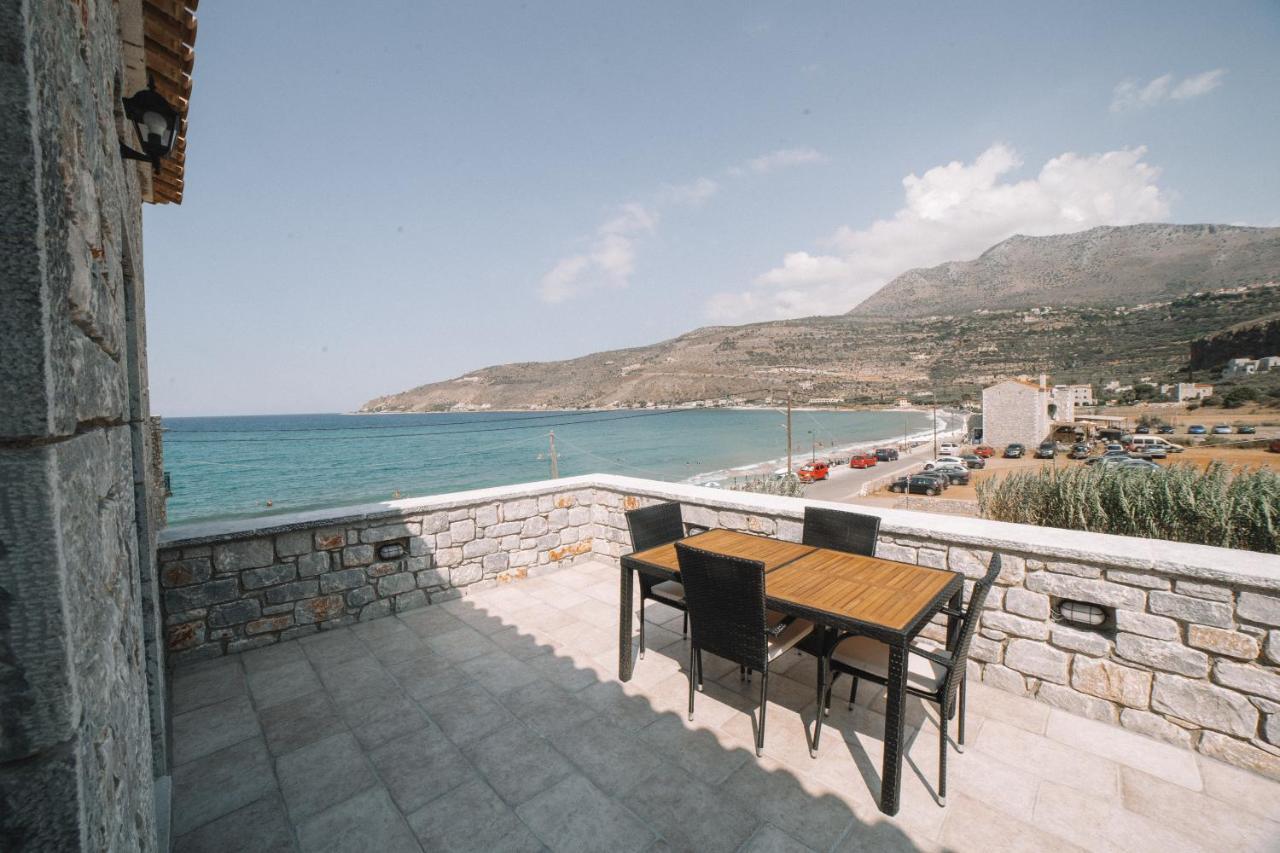 George Seafront Suites Неон-Оитилон Экстерьер фото